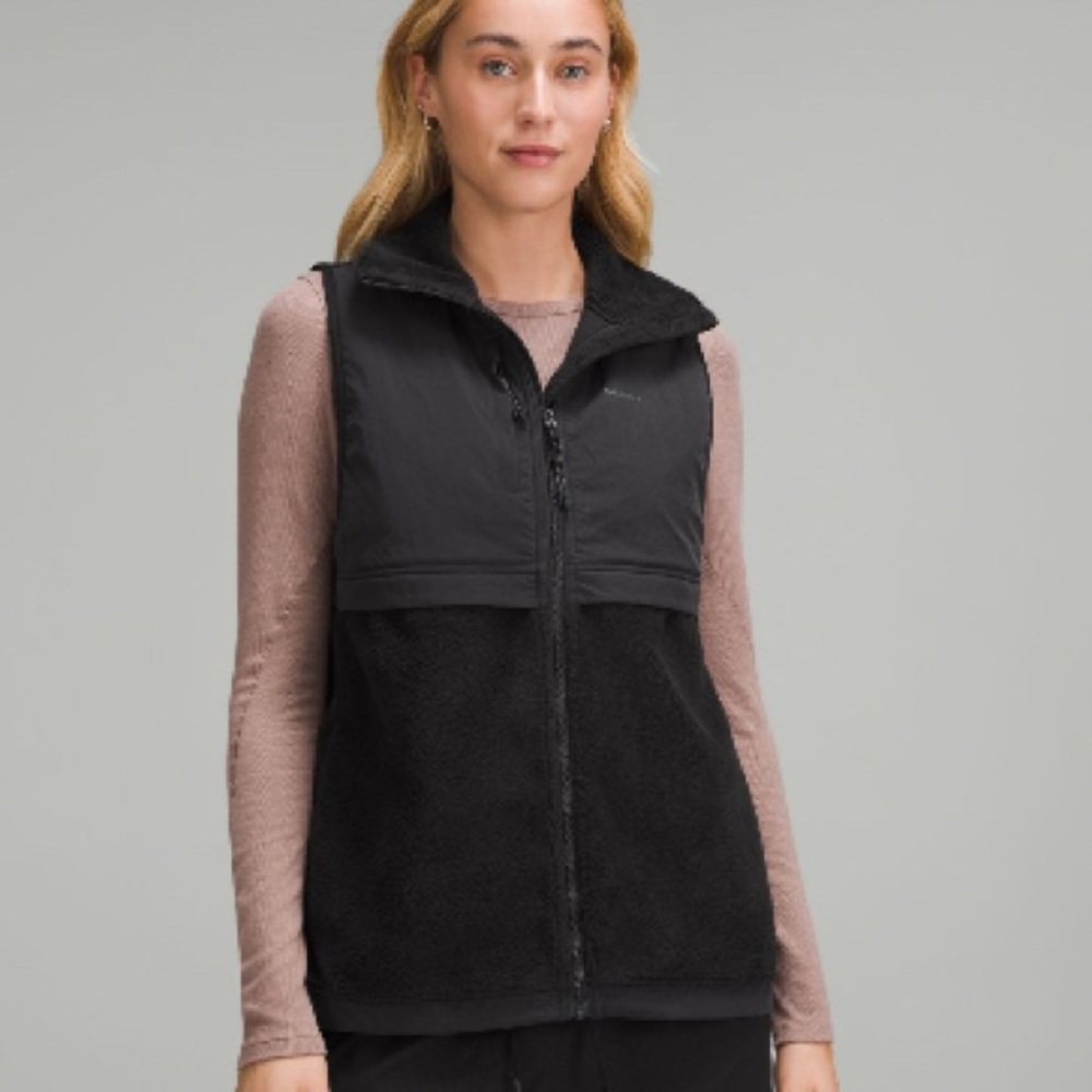 Women's Black Fleece Vest